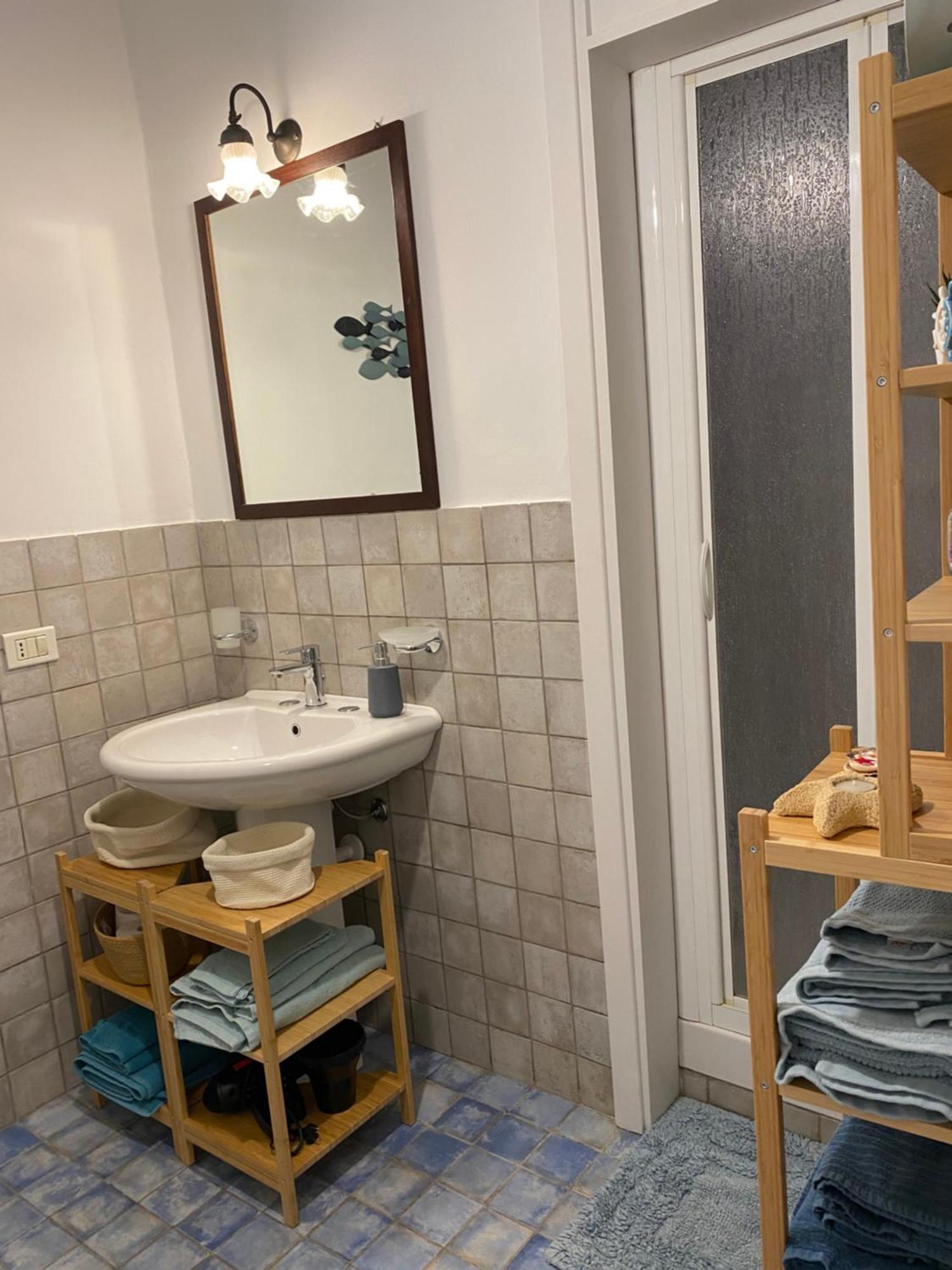 A Casa Di Nonna Mela Apartment Porto Empedocle Ngoại thất bức ảnh
